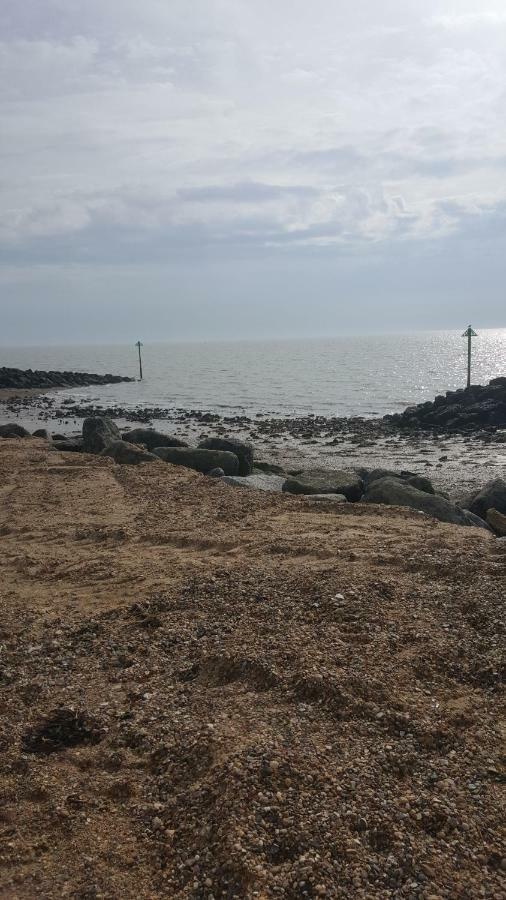 Hotel Caravan Beach Holiday Saint Osyth Exterior foto