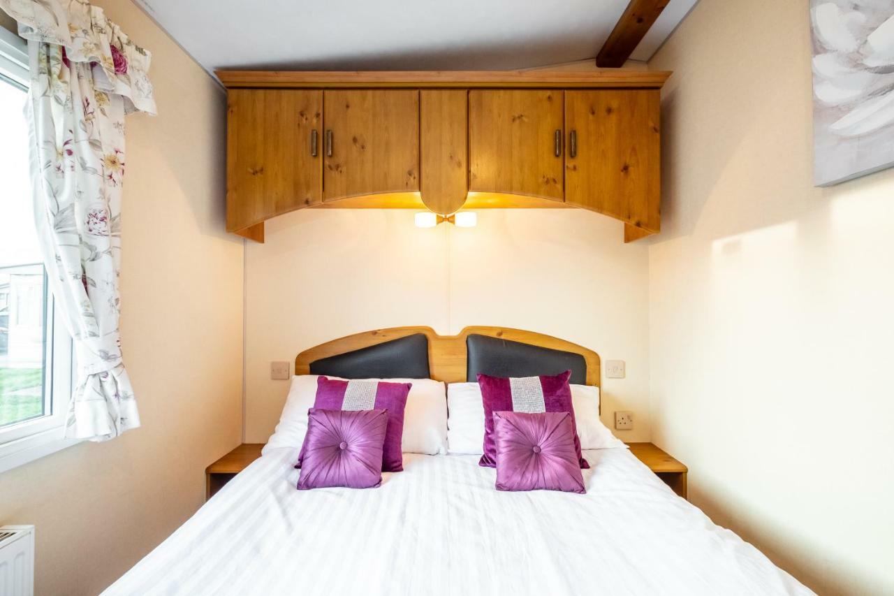 Hotel Caravan Beach Holiday Saint Osyth Exterior foto