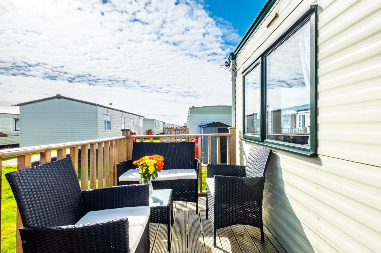 Hotel Caravan Beach Holiday Saint Osyth Exterior foto